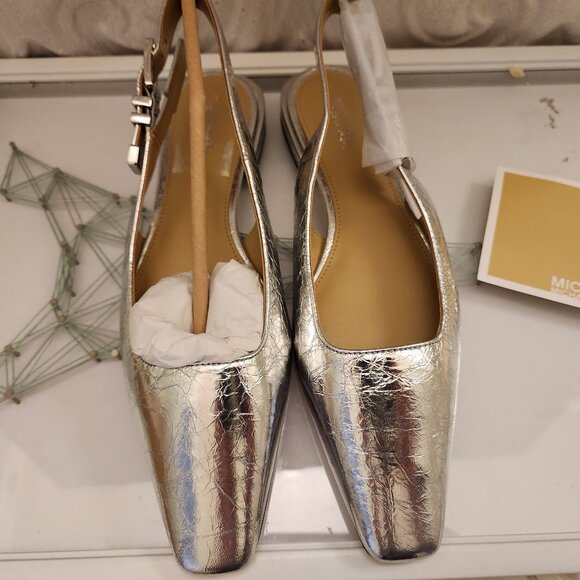 Michael Kors "Darrington" Sling flats. NIB. Silver. Size: Various - Picture 3 of 12